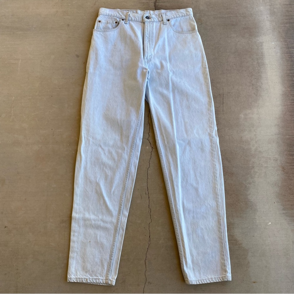Vintage Levi’s 550 Denim Jeans Light Blue Made in USA